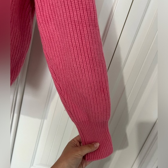 Thick Pink Zara knit, size large - Picture 2 of 4